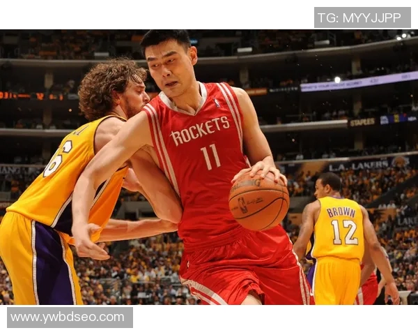 姚明传奇人生与篮球梦想的宣传短片展现运动精神与文化传承