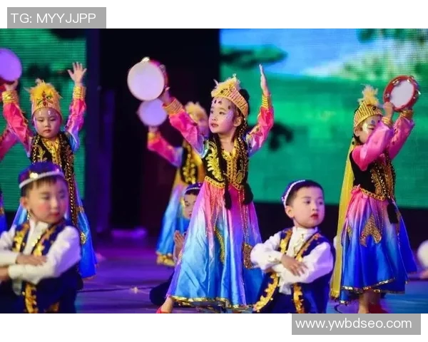 足球明星进球瞬间的精彩庆祝瞬间图集展示与解析